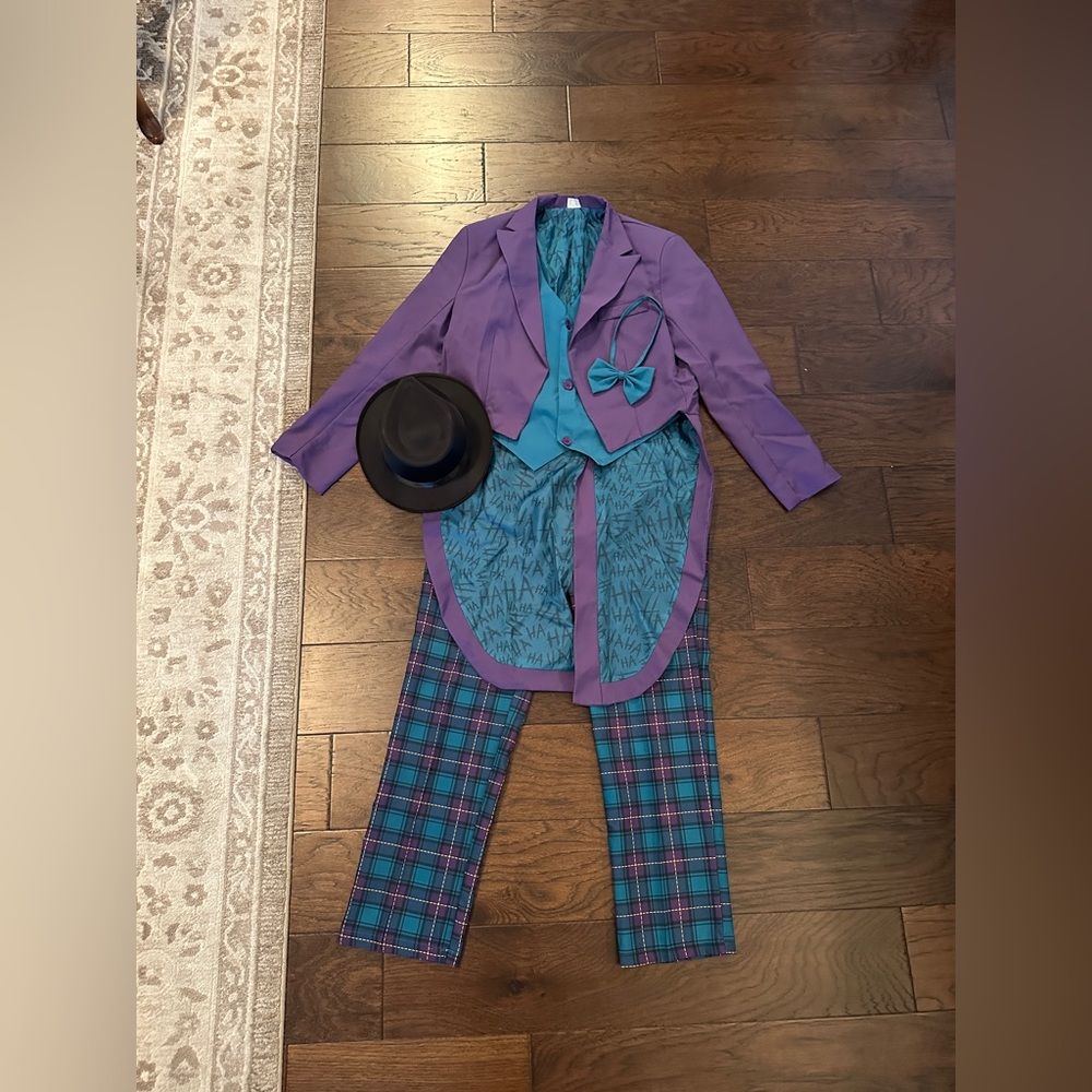 Spirit Halloween The Joker Classic Tailcoat Suit L